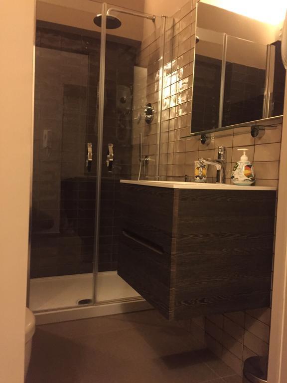 Piazza Alario Apartment Salerno Ruang foto
