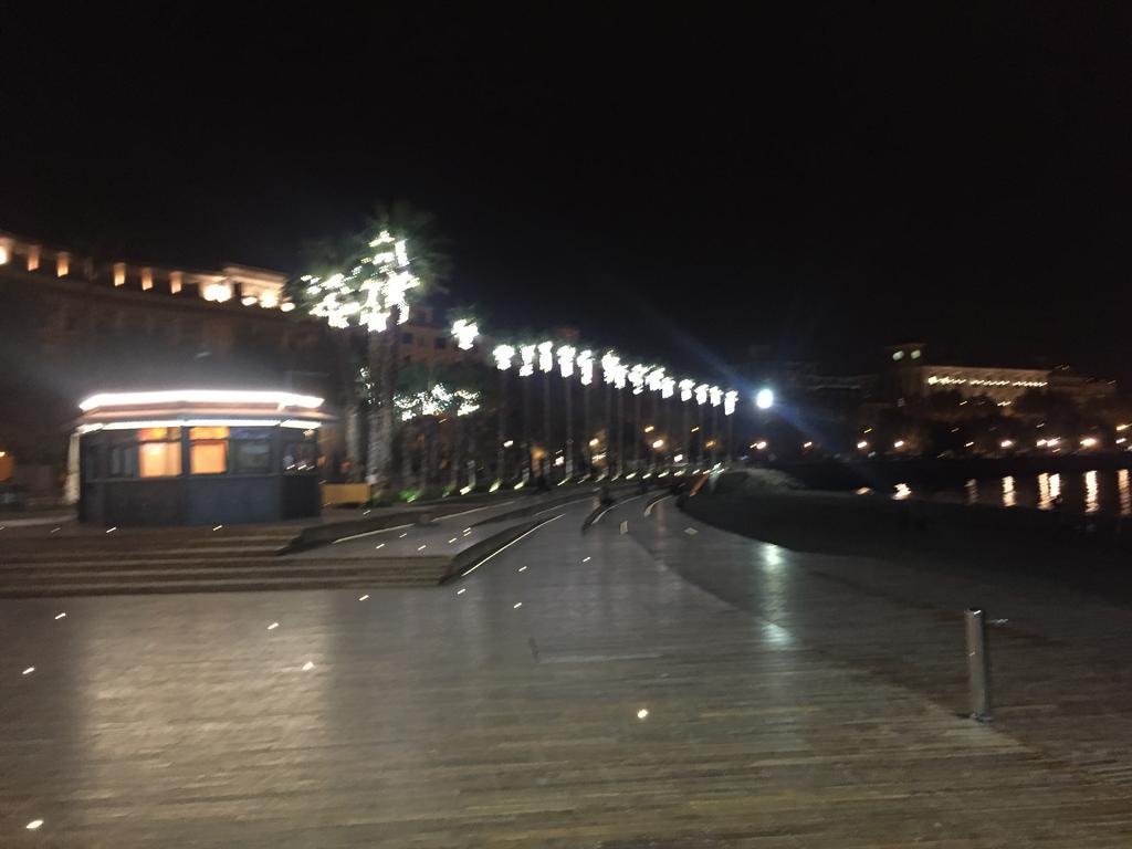 Piazza Alario Apartment Salerno Bagian luar foto